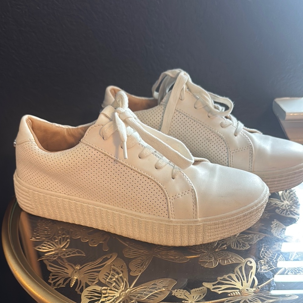 Steve Madden- Toliver Women's White Casual Sneakers